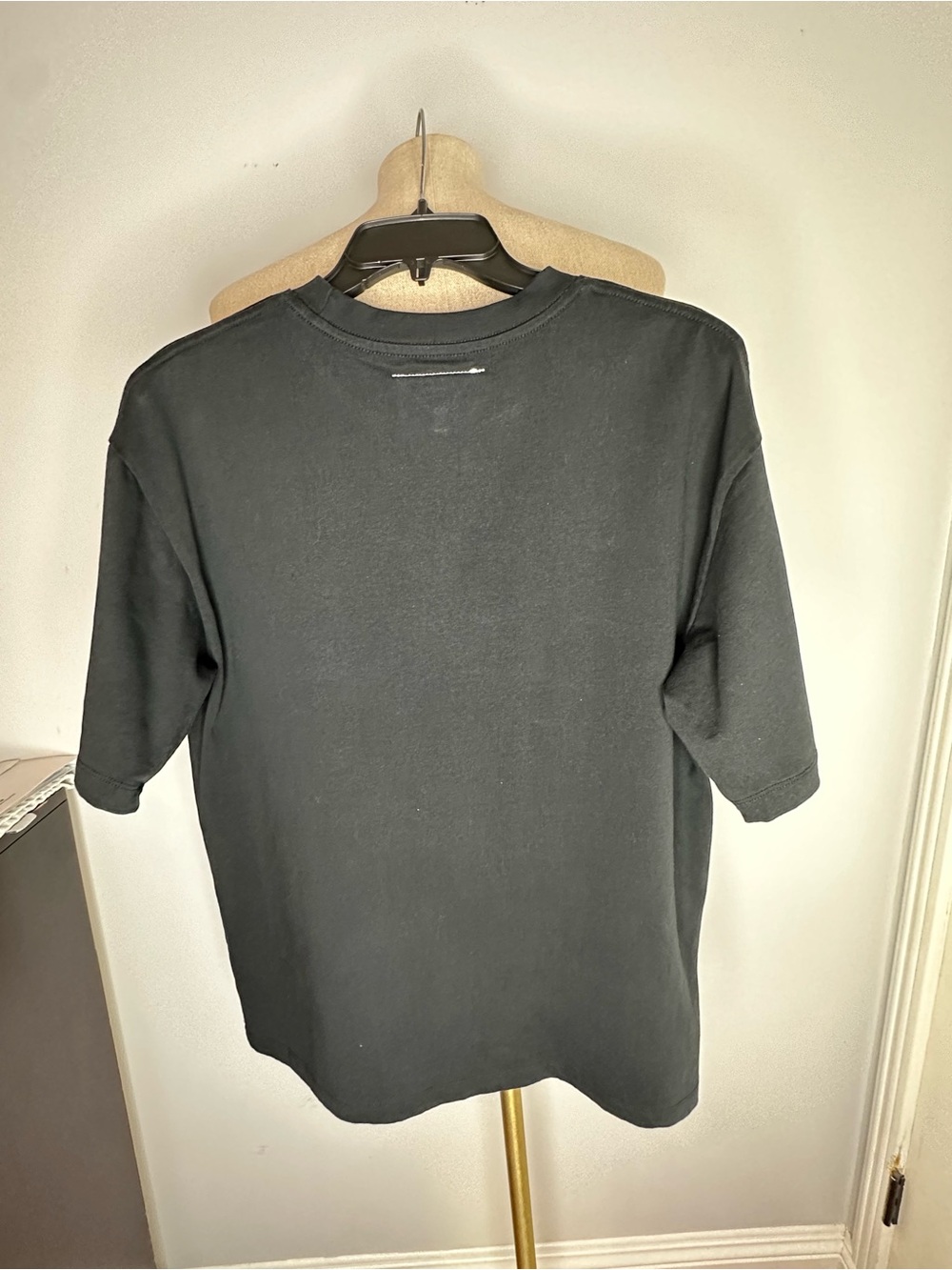 MM6 Maison Margiela Backstage Pass / Lanyard Graphic T-Shirt - Picture 10 of 10